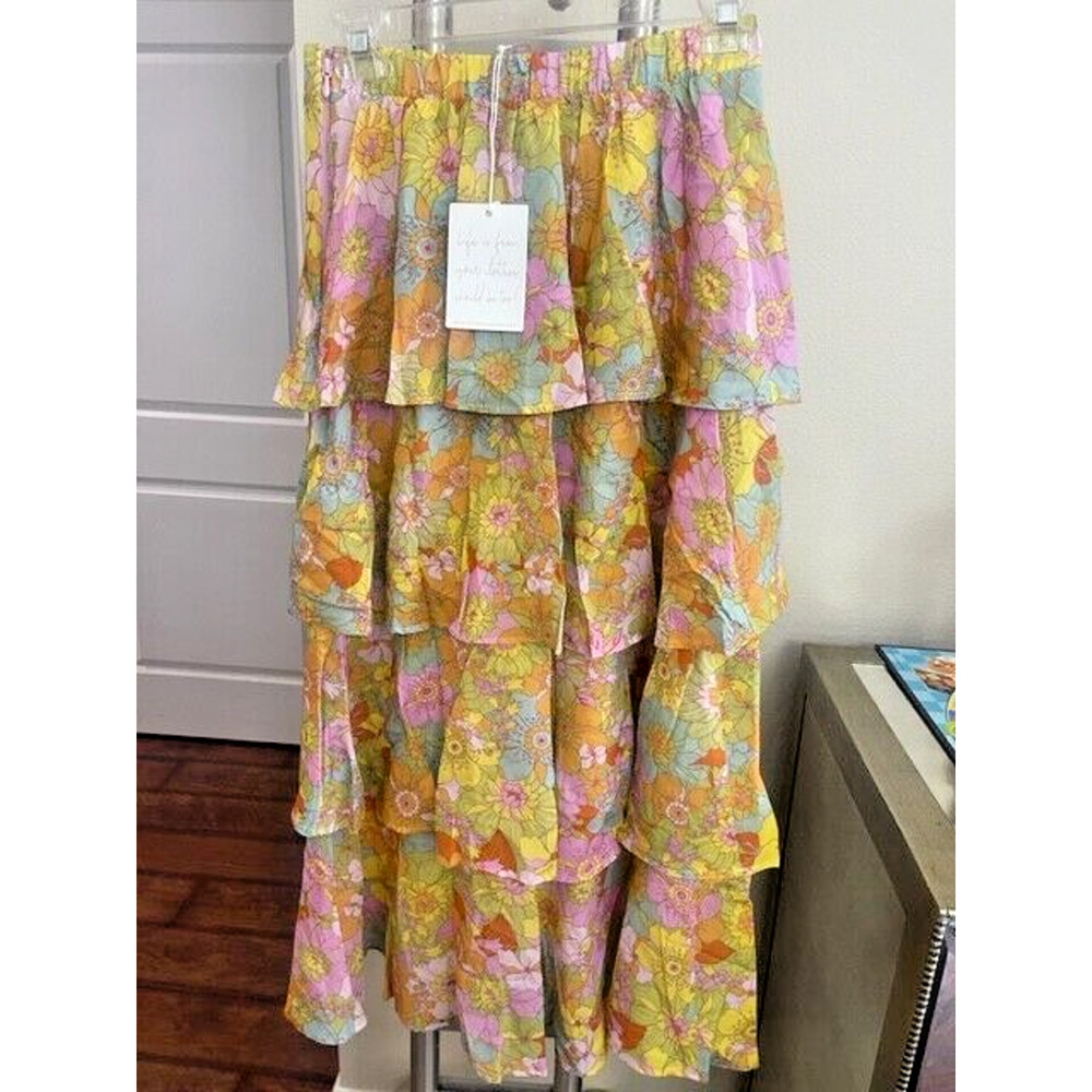 Show Me Your Mumu Jasmine Tiered Ruffle Maxi Skirt in Hibiscus Daze Small Floral
